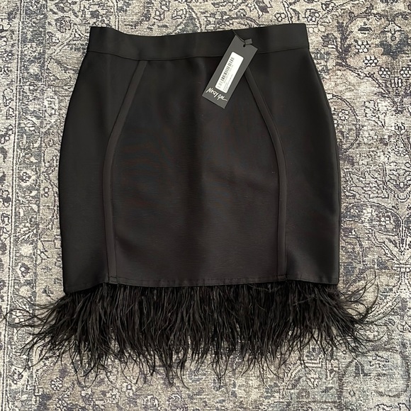 Faux Feather Trim Bandage Mini Skirt - Picture 1 of 1
